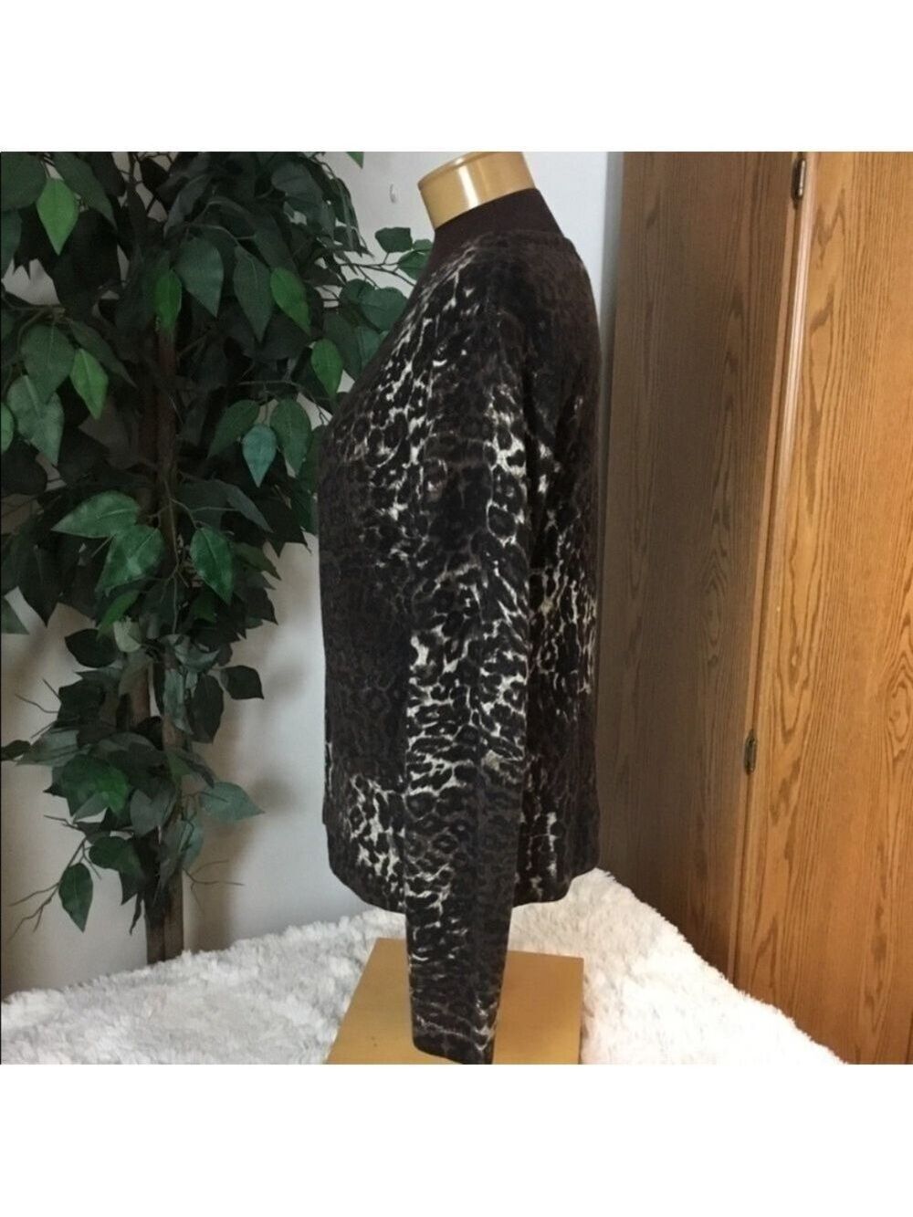 Neiman Marcus 100% Cashmere Leopard Print Cardigan Sweater XL NWT - Picture 13 of 13